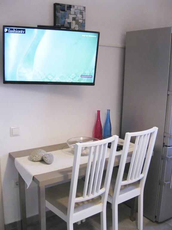 Lavish Suites Agios Ioannis Diakoftis Ngoại thất bức ảnh