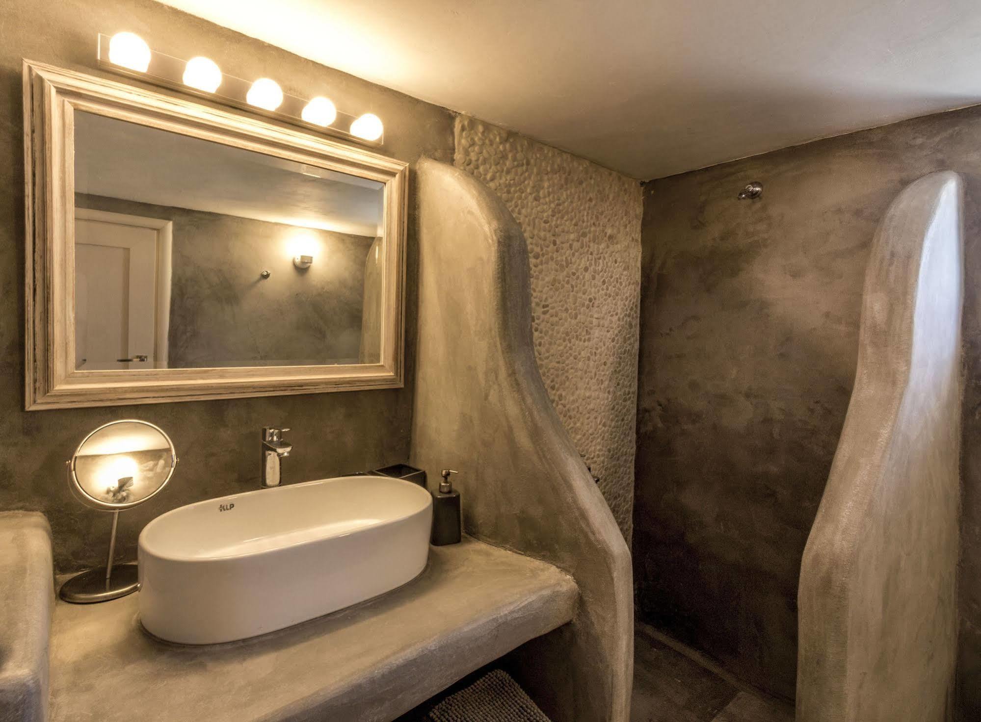 Lavish Suites Agios Ioannis Diakoftis Ngoại thất bức ảnh